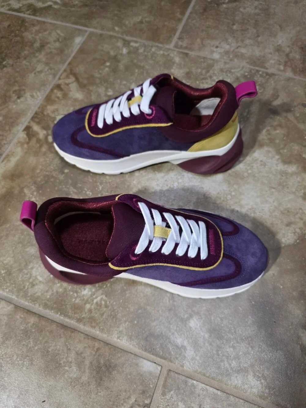 Women's Trainer's